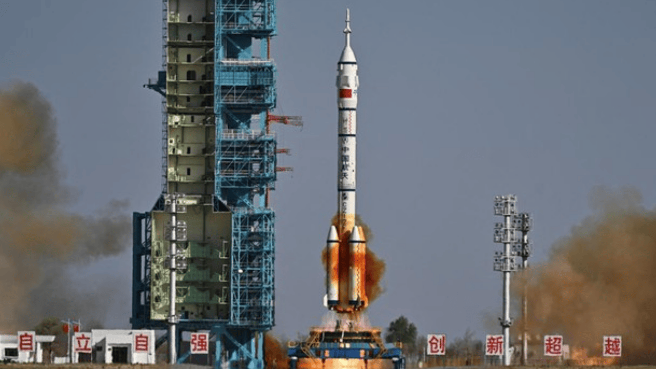 NASA Mendadak Rem “Artemis II”! Masalah Helium di Roket SLS Bikin Jadwal Maret Dicoret, Target Geser ke April