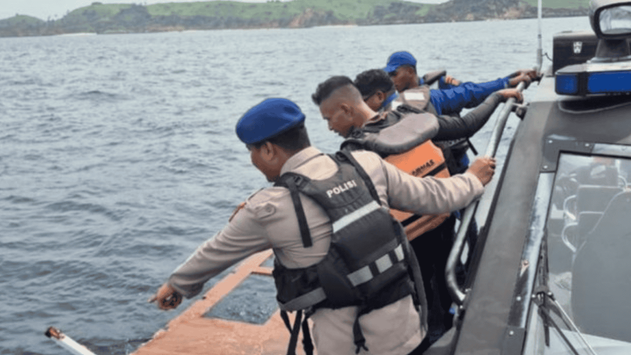Kapal Wisata Tenggelam di Pulau Padar, Basarnas Tegaskan Pelatih Valencia dan 3 Anaknya Masih Dicari