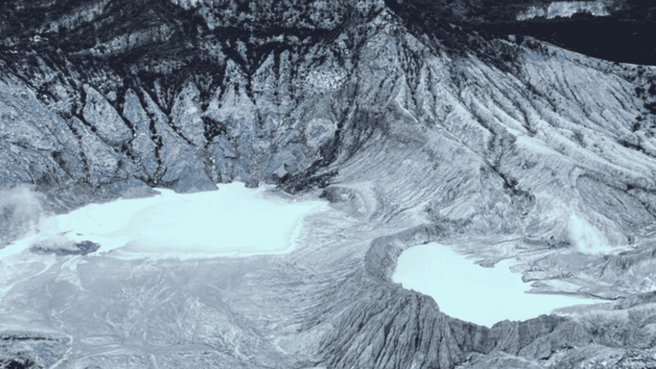 Jelang Libur Akhir Tahun, Aktivitas Tangkuban Parahu Naik: Gempa LF Tembus 38 Kejadian dalam 24 Jam.