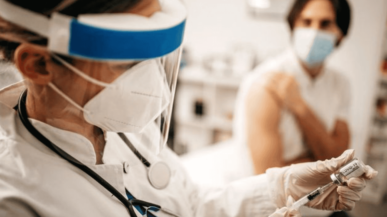 Jangan Dianggap Sepele! Vaksin Influenza Tahunan Jadi Kunci Cegah Komplikasi Mematikan