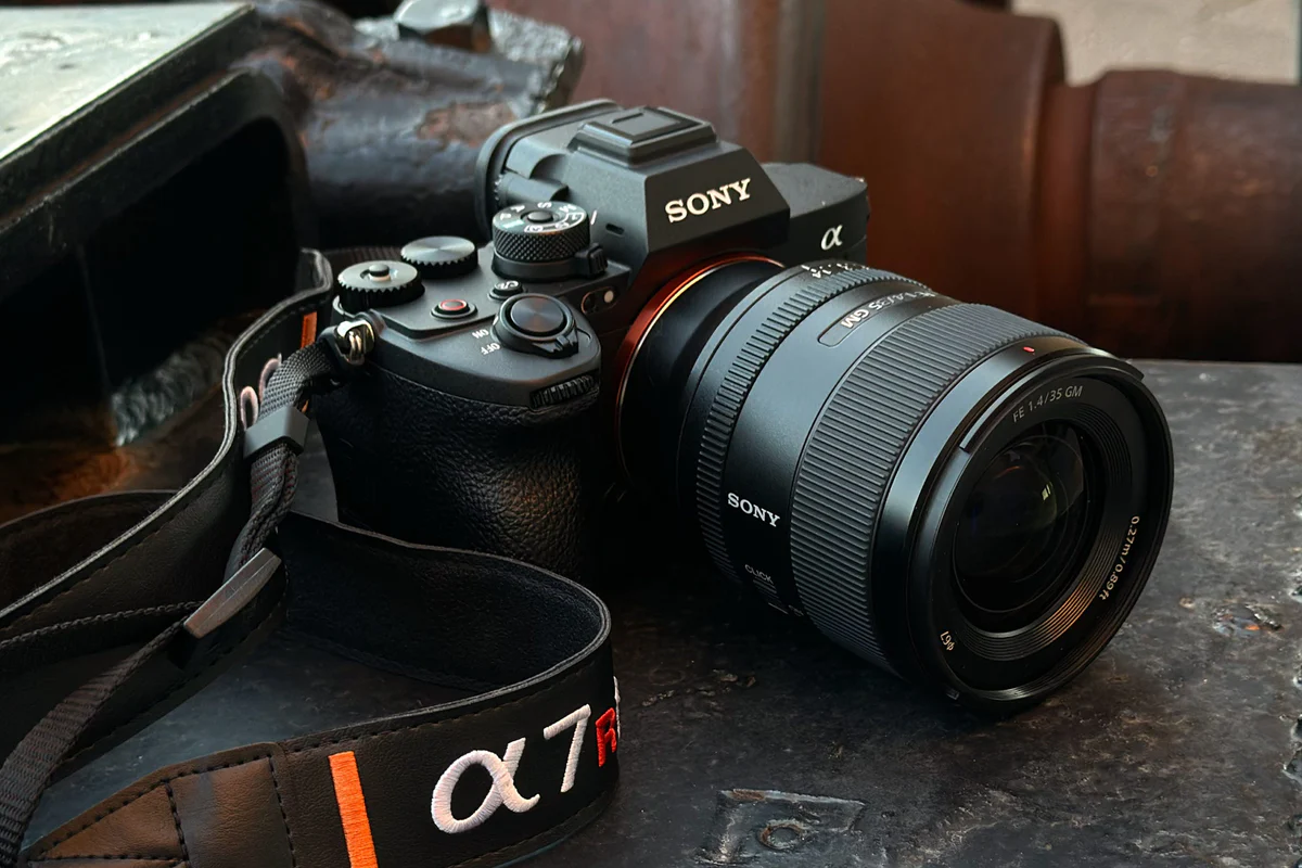 Sony Alpha 7R VI Resmi Dirilis: Monster Resolusi 67MP dengan Kemampuan Video 8K yang Buas!