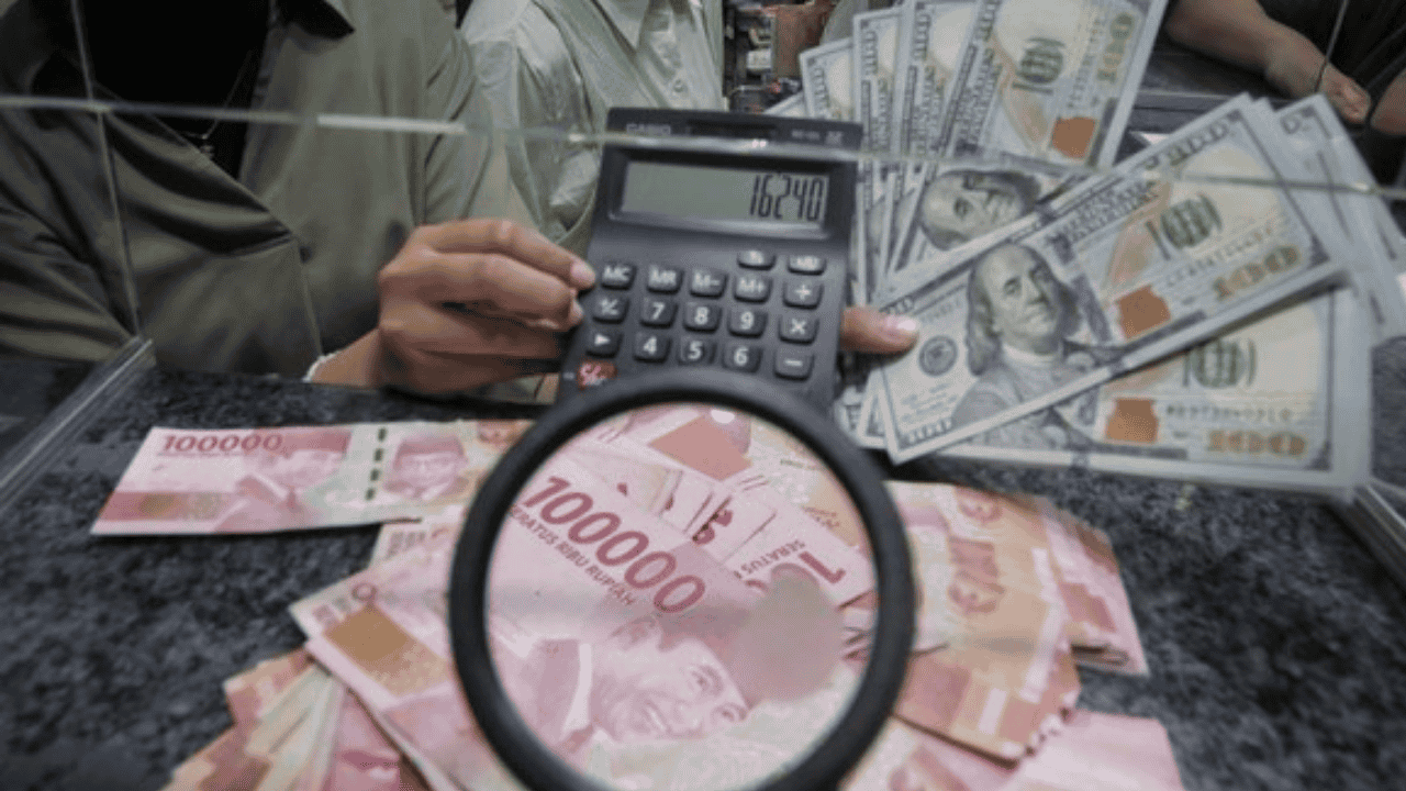 Rupiah Melemah ke Rp16.777 per Dolar AS, Pengamat: Besok Berpotensi Fluktuatif di Rp16.770–Rp16.810