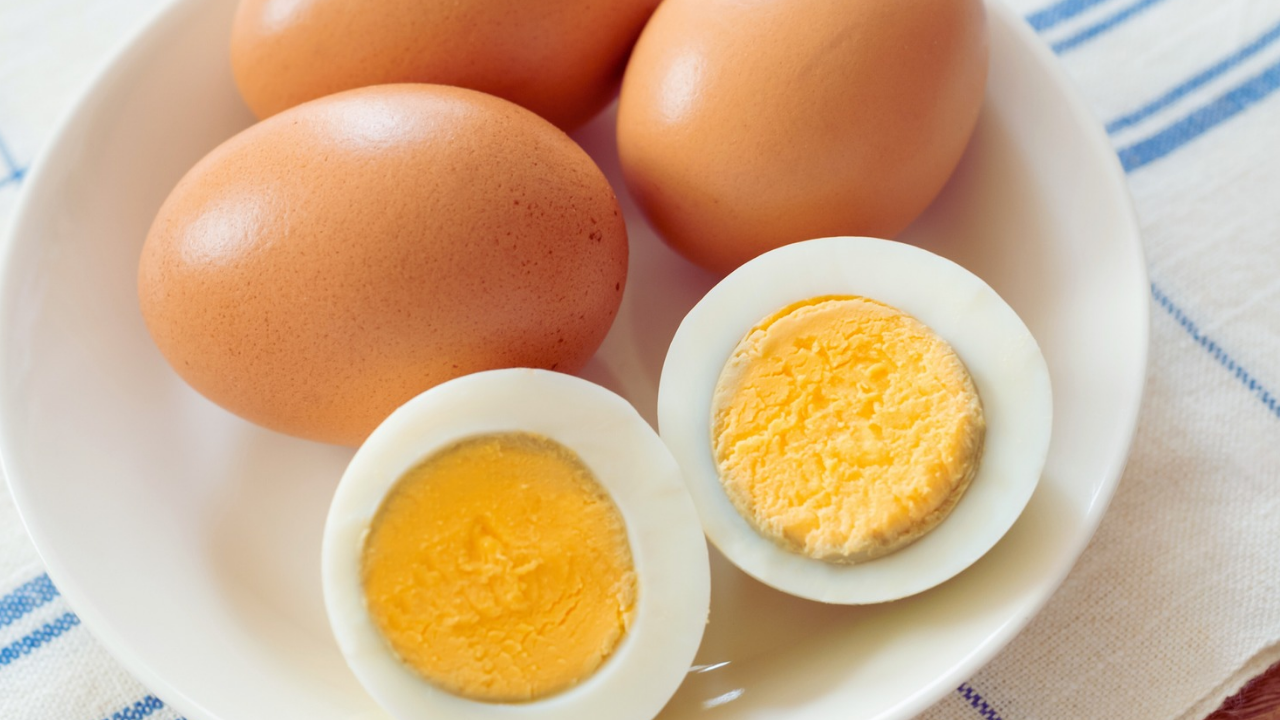 Rebus atau Kukus? Ini Cara Masak Telur yang Lebih Sehat