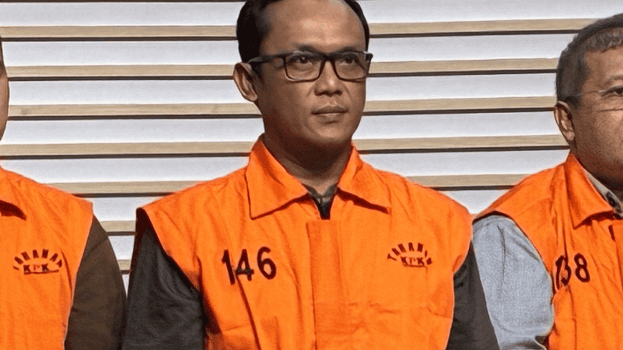Biaya Politik Gila-gilaan, Bupati Lampung Tengah Akui Suap untuk Bayar Utang Kampanye