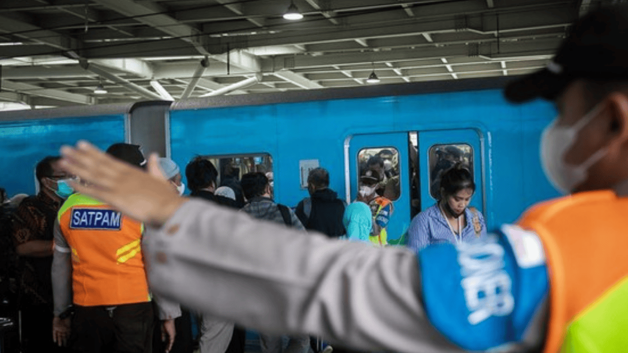 Viral di Medsos, Pelaku Pelecehan di KRL Tertangkap! Sistem CCTV Analytic KAI Commuter Langsung Blacklist NIK