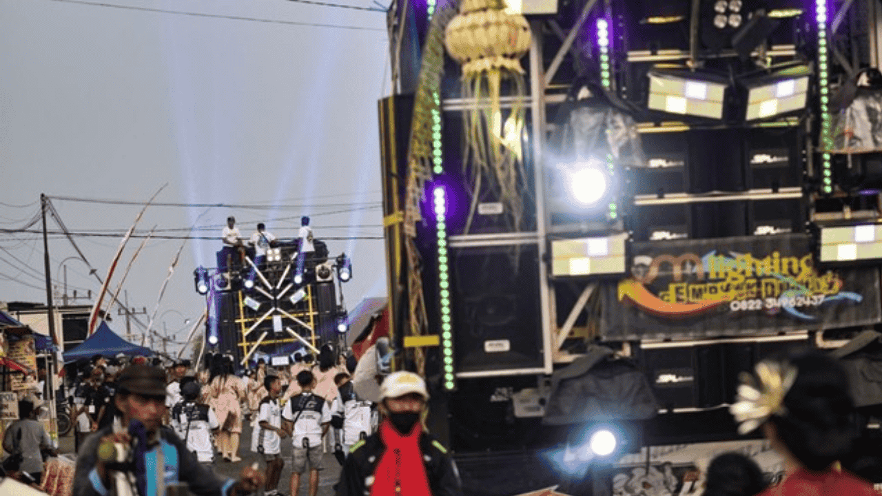 Viral SOTR “Sound Horeg” di Jombang Disorot Polisi, Ada Tarian Dinilai Tak Pantas dan Tanpa Izin