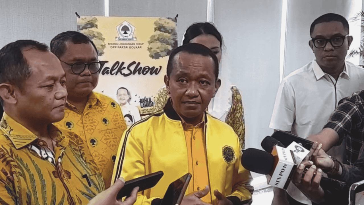 Akui Sering Tebang Pohon Saat Jadi Pengusaha Tambang, Bahlil Janji Tata Ulang Industri agar Lebih Hijau