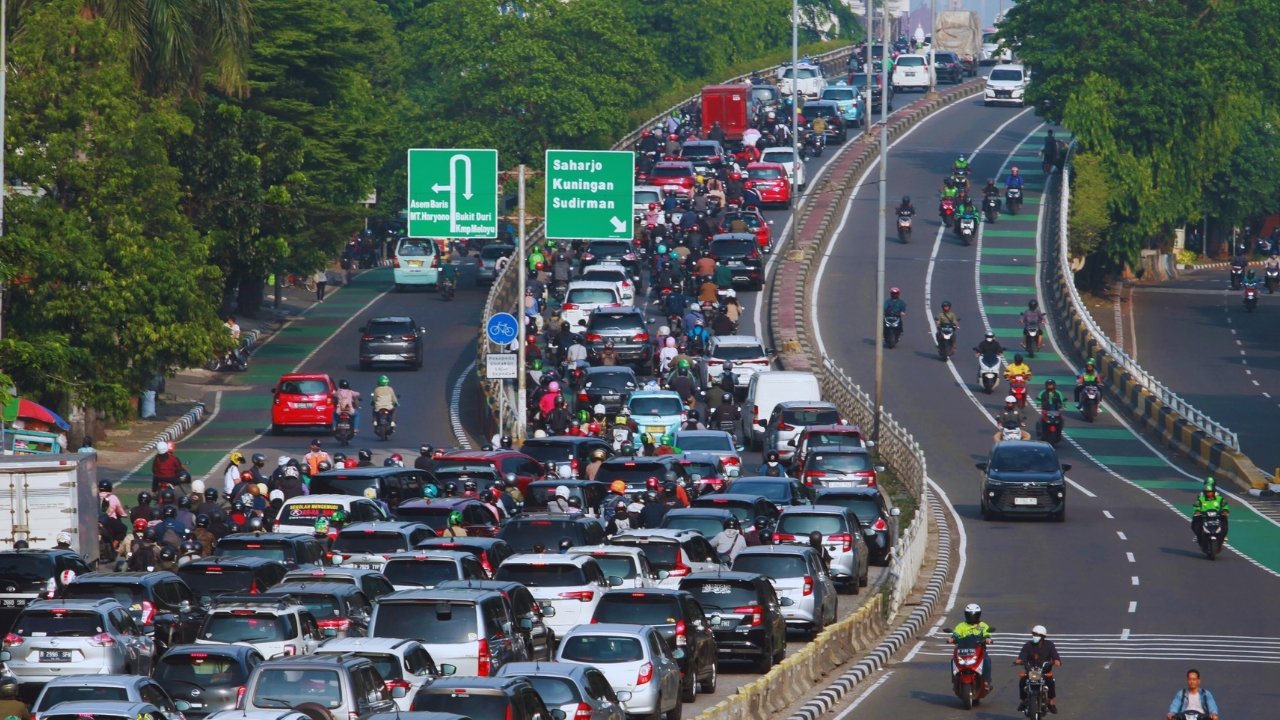 Semua Pelat Nomor Boleh Melintas! Ini Ruas Jalan Ganjil Genap Jumat 26 Desember 2025