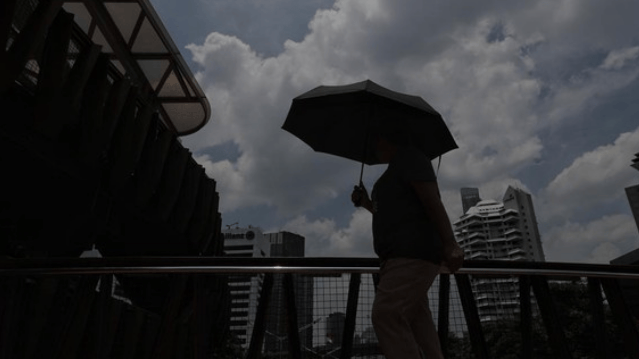 BMKG Bongkar Biang Kerok Jakarta Mendadak Panas Menyengat, Siang Terik tapi Hujan Masih Mengintai