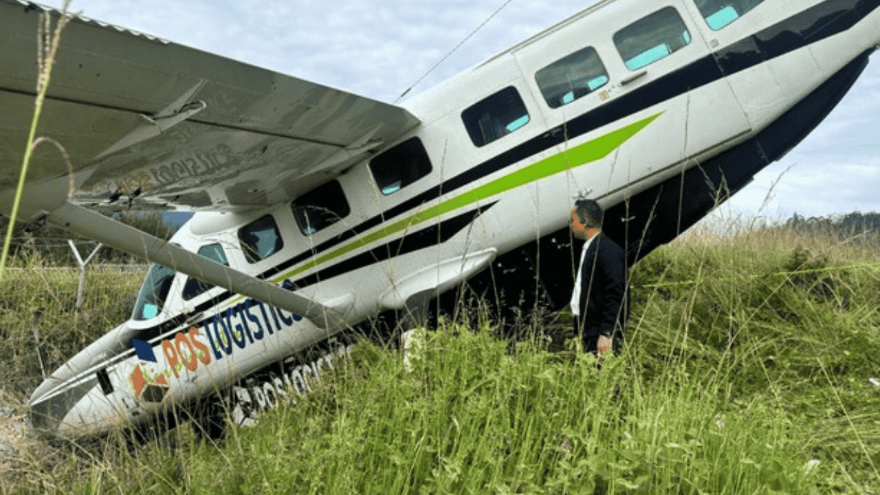 Tragedi di Papua Selatan! Pesawat Smart Air Ditembaki Saat Mendarat, Dua Pilot Dilaporkan Tewas