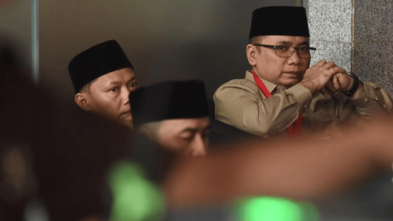 Diperiksa 8 Jam di KPK, Eks Menag Yaqut Cuma Bilang Begini: “Tanya Penyidik”