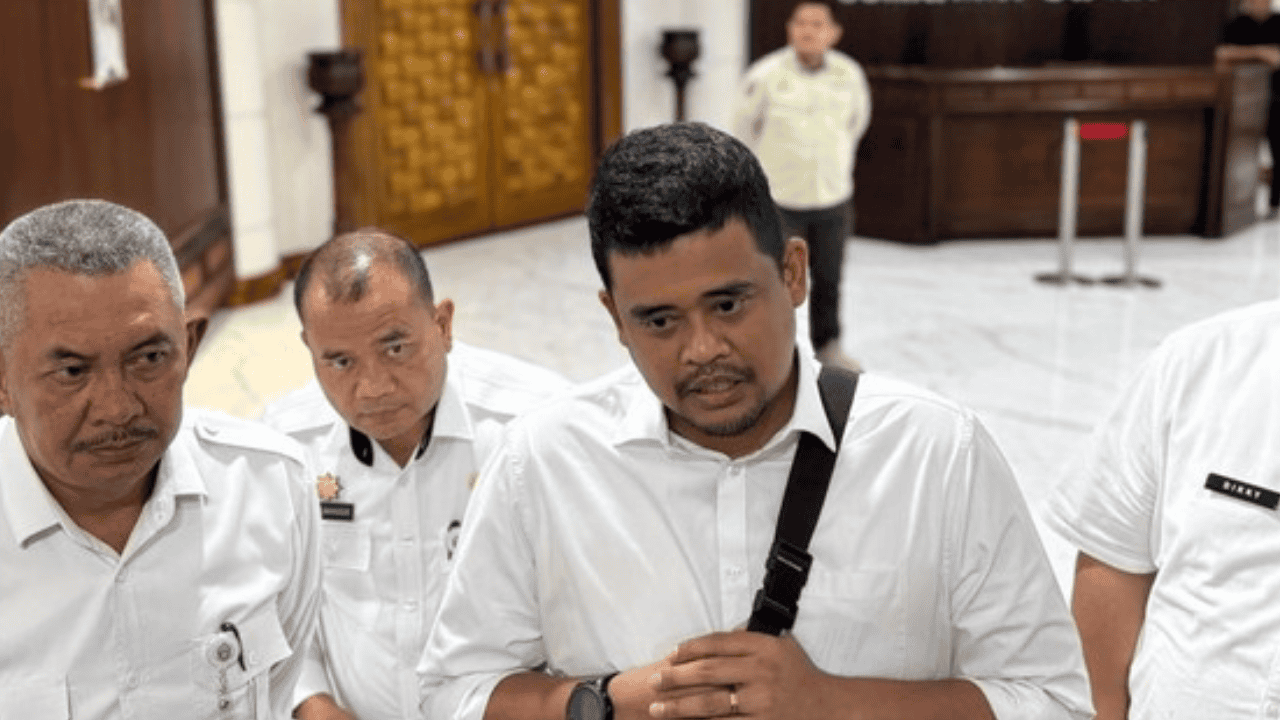 Diserang Isu Pangkas Rp800 M Anggaran Bencana, Bobby Nasution Bongkar Hitungan Asli APBD Sumut