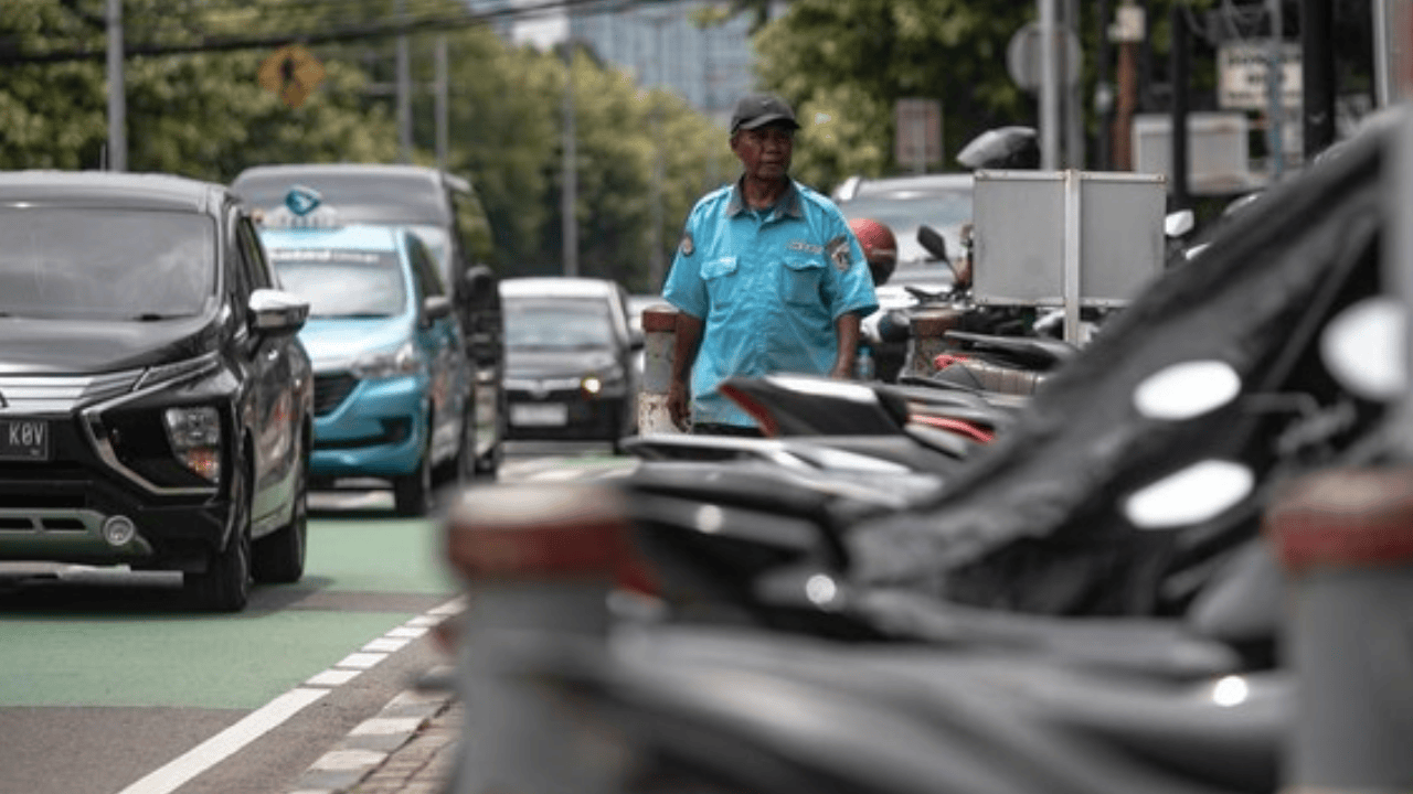 Bayar STNK Sekalian Parkir Setahun? Pemda Wacanakan Tarif Rp365 Ribu untuk Motor Mulai 2027