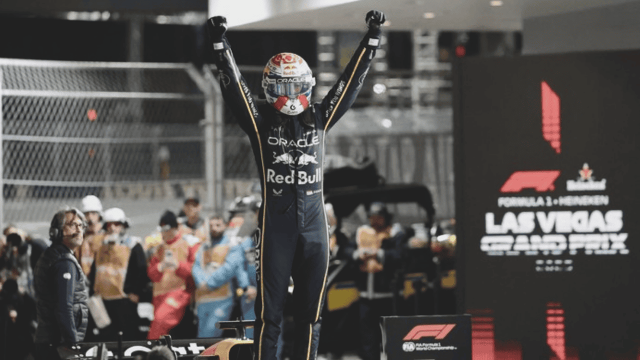 Podium GP Las Vegas Kacaukan Persaingan Gelar: Verstappen Menang, Norris Masih Kuasai Puncak Klasemen F1 2025