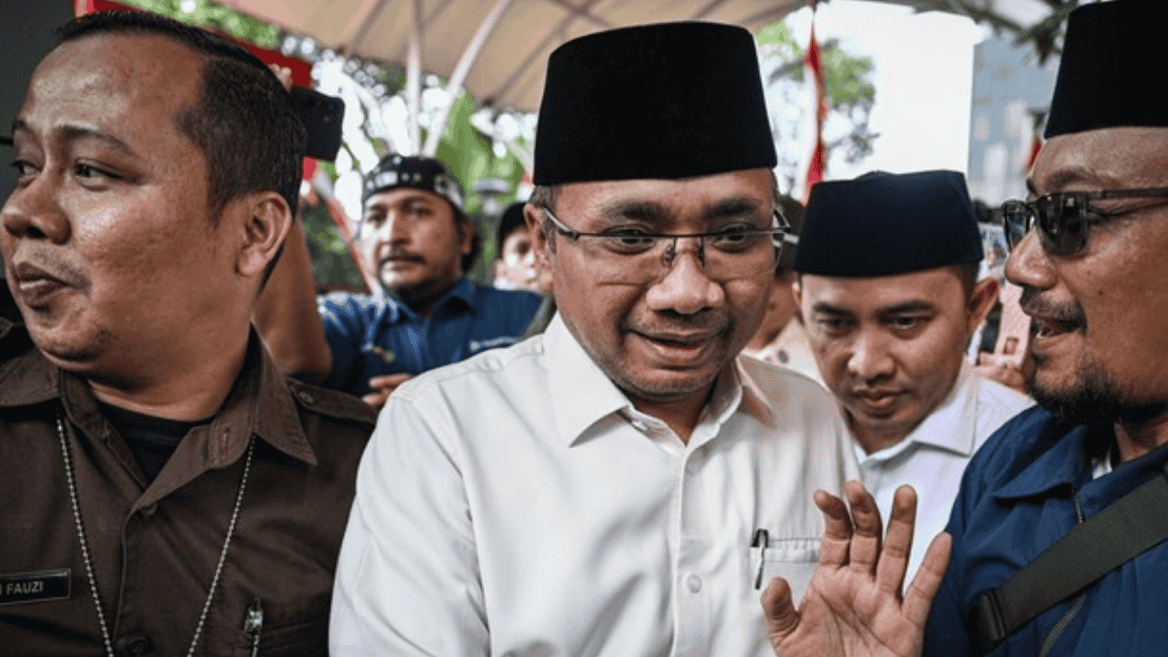 Geger Nasional! KPK Resmi Tetapkan Yaqut Cholil Qoumas Tersangka Dugaan Korupsi Kuota Haji