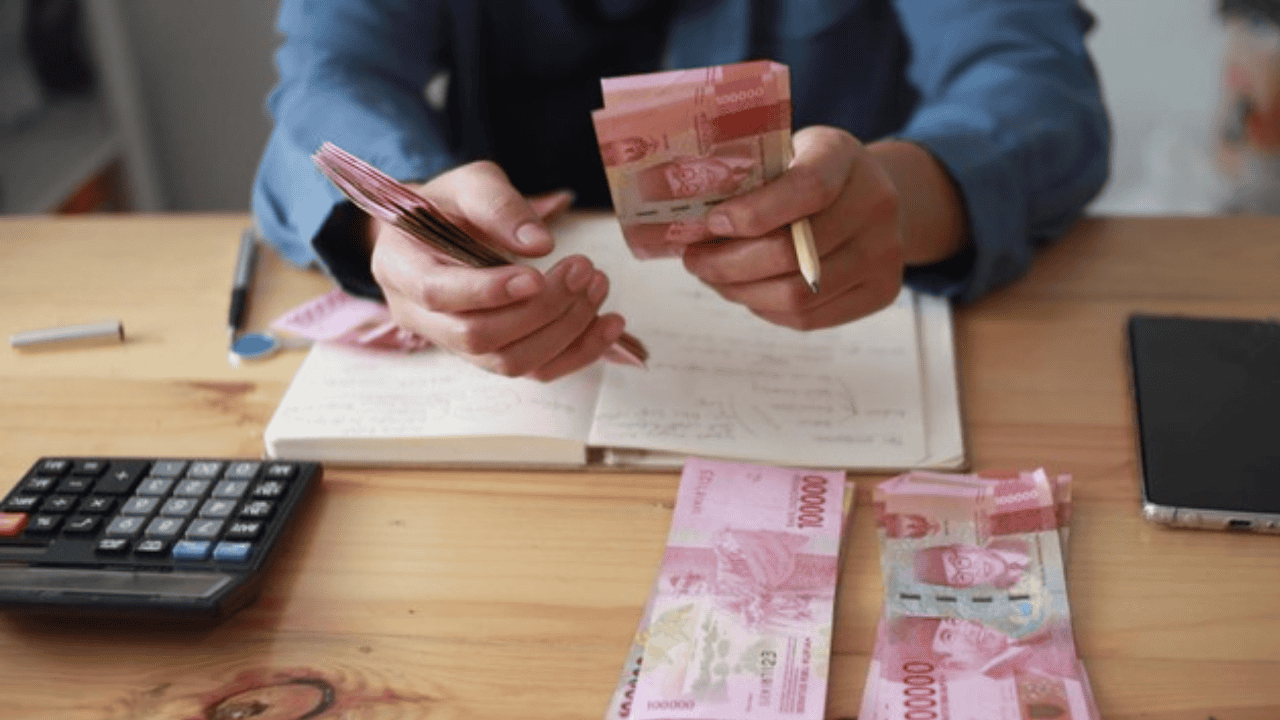 Biar Nggak Cuma Niat: Pakar Bongkar Cara Susun Resolusi Keuangan 2026 yang Realistis dan Jalan Terus