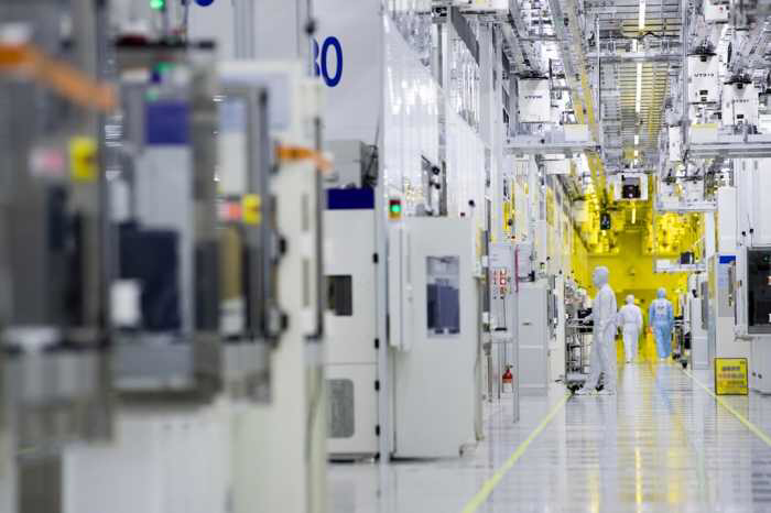 Samsung Resmi Hentikan Pesanan LPDDR4, Pelanggan Dipaksa Beralih ke LPDDR5 yang Harganya Meroket 3x Lipat
