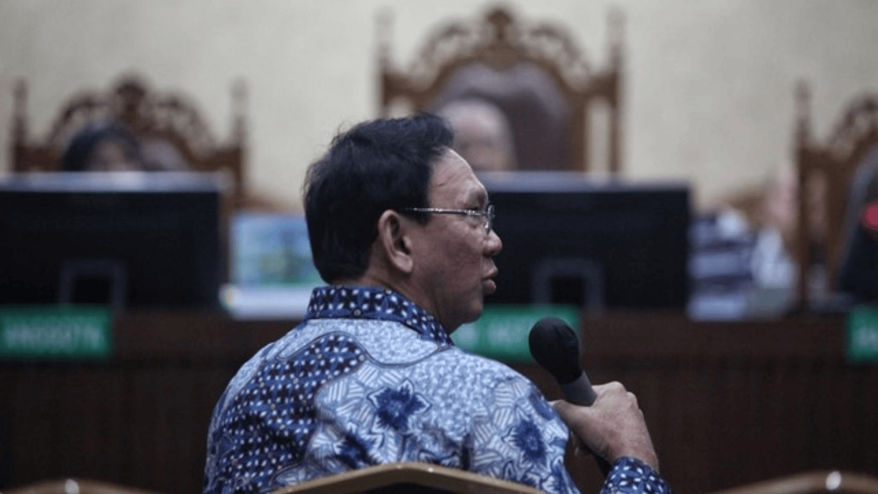 Seloroh Ahok Bikin Ruang Sidang Pecah: Singgung Pernah Dipenjara, Kaget Kerugian Negara Rp285 Triliun di Kasus Minyak