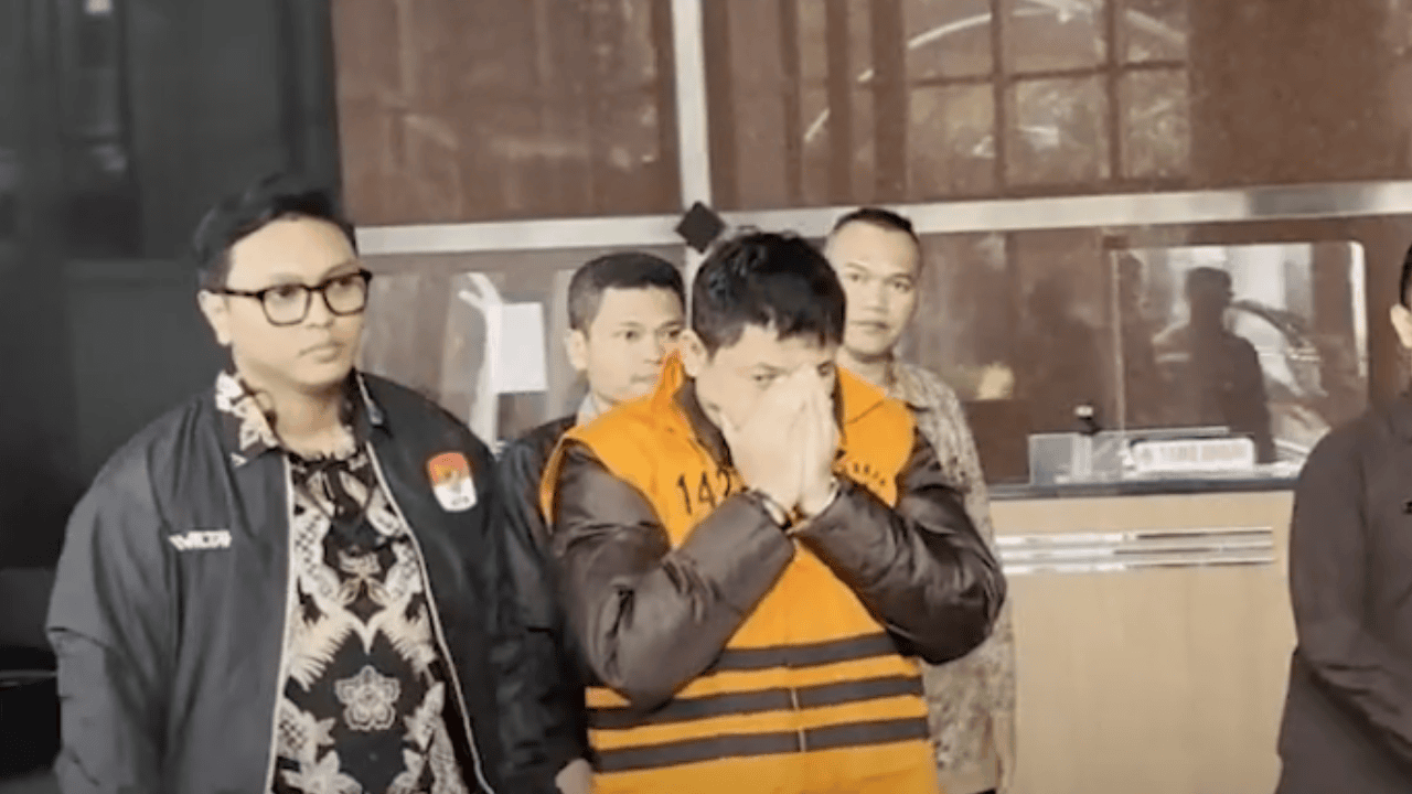 KPK Pamer Duit Rp5,19 Miliar dalam 5 Koper dari Safe House Ciputat, Jejak Suap Bea Cukai Menguat