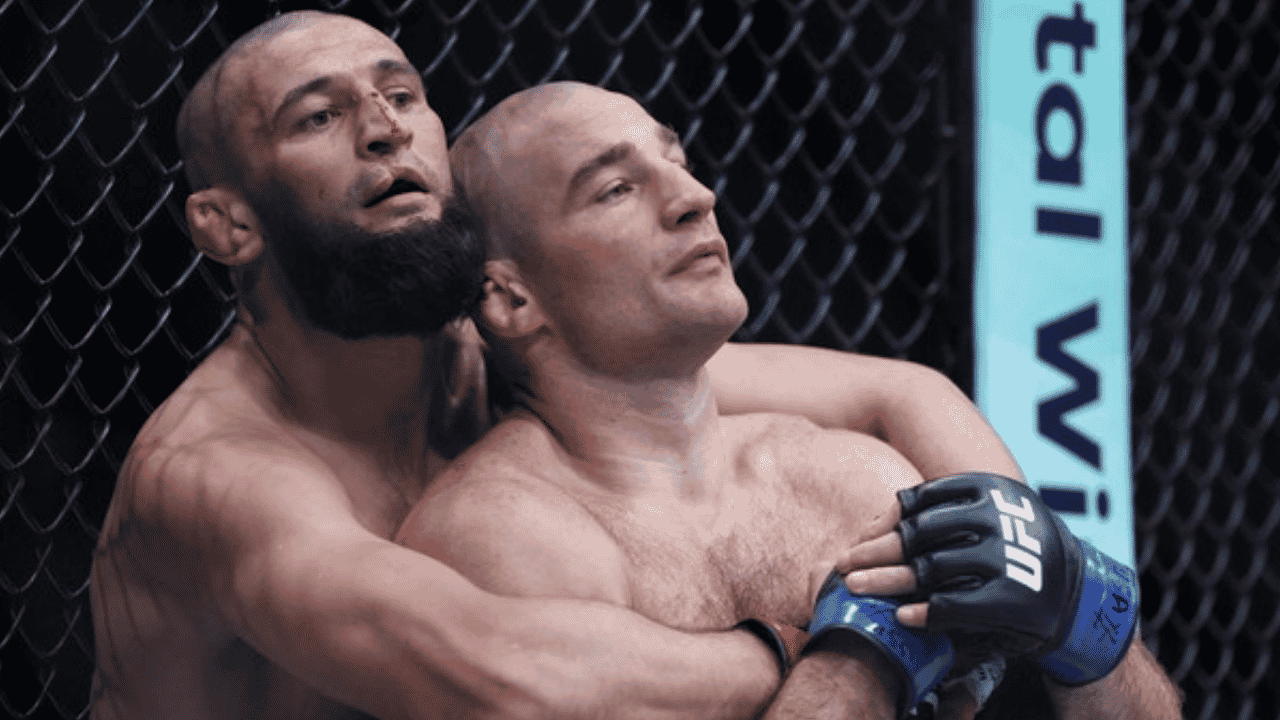 Drama Berdarah UFC 328! Sean Strickland Tumbangkan Khamzat Chimaev dan Rebut Sabuk Juara